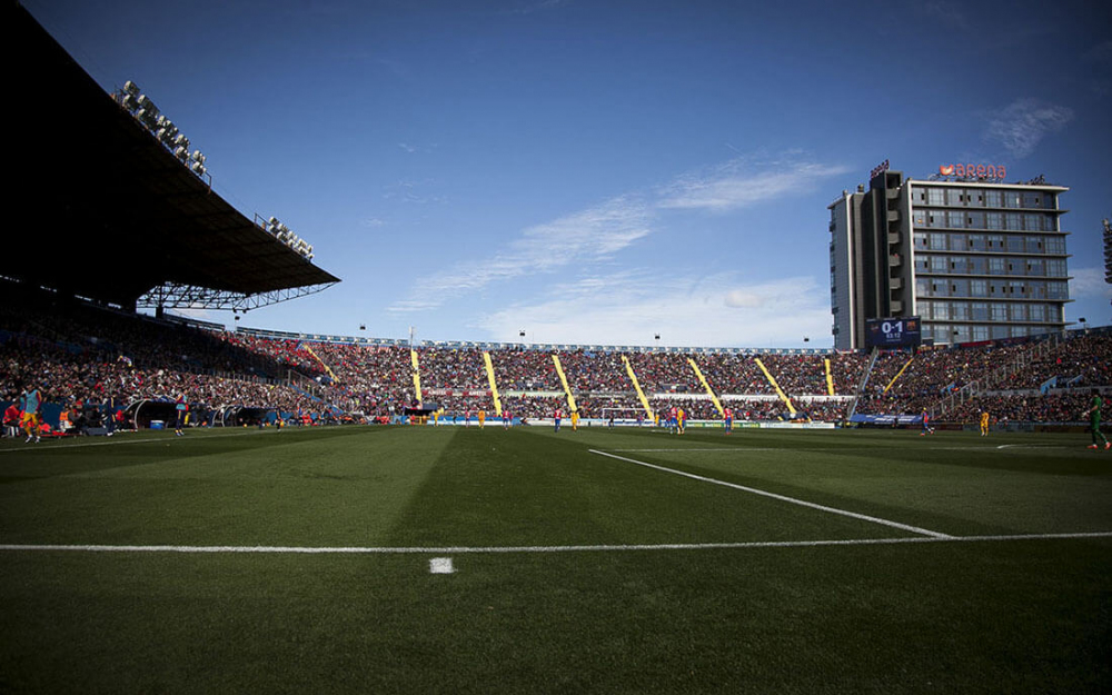 Levante 2-3 FC Barcelone, La Liga : Le Barça renverse Levante ! - L'Équipe