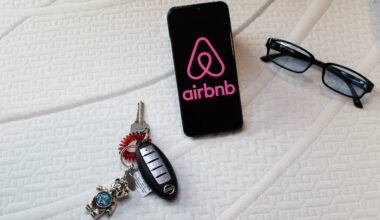 Des locataires Airbnb minent des cryptomonnaies et laissent 1 300 euros de facture d'électricité à la propriétaire