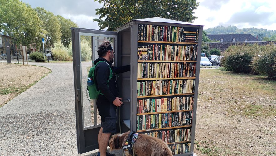 Figeac. Le singulier voyage des livres au fil des cabanes