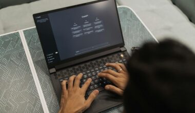 ENTRETIEN. ChatGPT fait-il du mal à votre santé mentale ? Un psychologue spécialisé en usages numériques décrypte la "psychose de l’IA"
