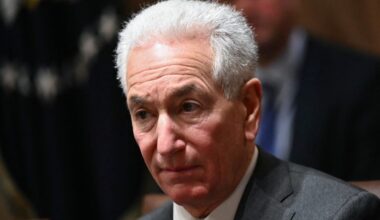 L'ambassadeur américain en France est convoqué après avoir dénoncé "l'absence d'action suffisante" d'Emmanuel Macron concernant l'antisémitisme