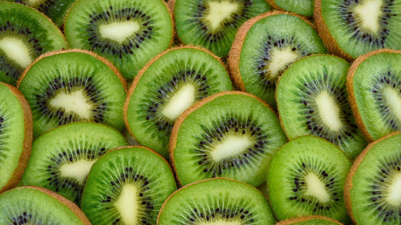 L'UE accorde la première allégation de santé pour la digestion au kiwi vert - Business AM