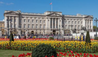 "Ce serait une catastrophe" : pourquoi le départ de la famille royale de Buckingham Palace scandalise les Anglais