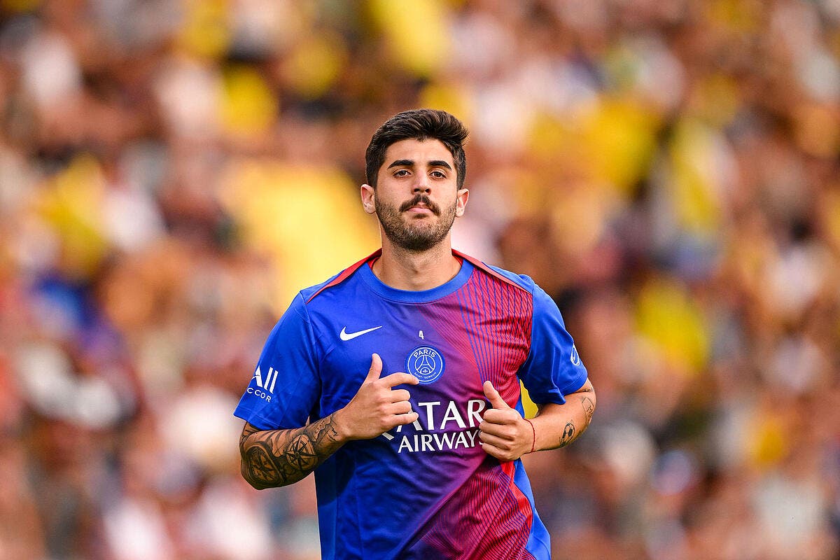 PSG : Trois clubs foncent sur Beraldo, la Juve concernée