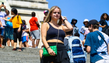 «Une invasion»: Et si Paris prenait une décision radicale face au surtourisme ?