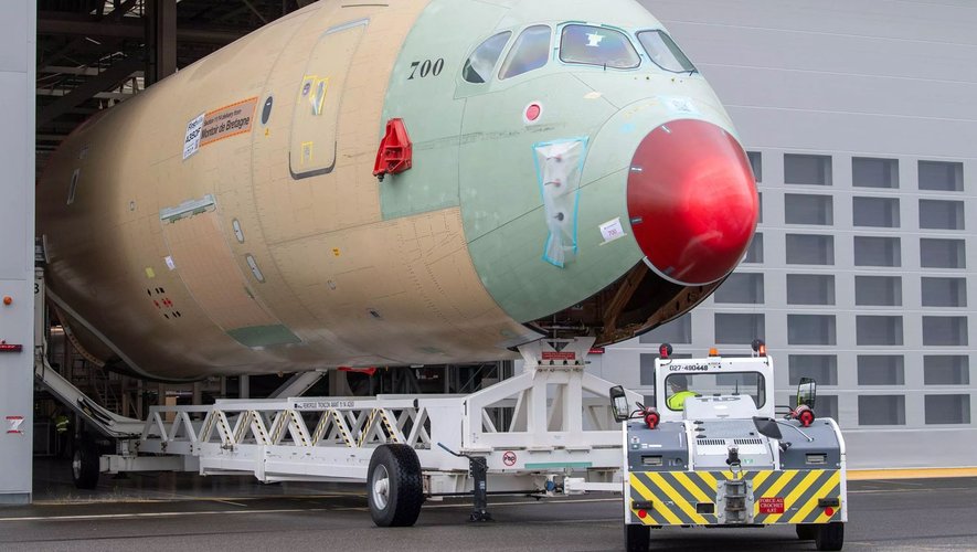 111 tonnes de charge utile, 8 700 km de rayon d’action, 65 exemplaires commandés : l’assemblage du premier Airbus A350 cargo va débuter à Toulouse