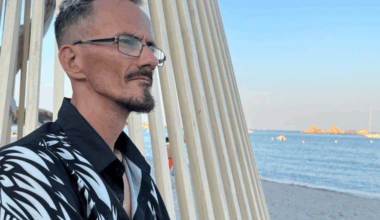 Mort de Jean Pormanove : les obsèques ont eu lieu ce mercredi à Nice en présence de son co-streameur Naruto