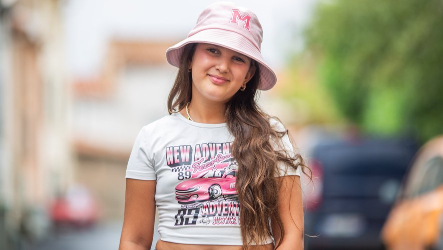 "Je suis plus impressionnée par une salle de 30 personnes que face à 20 000 spectateurs" : à tout juste 11 ans, la P’tite au bob veut conquérir The Voice Kids
