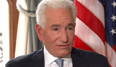 Charles Kushner, l’ambassadeur des États-Unis en France, explique pourquoi il a séché sa convocation