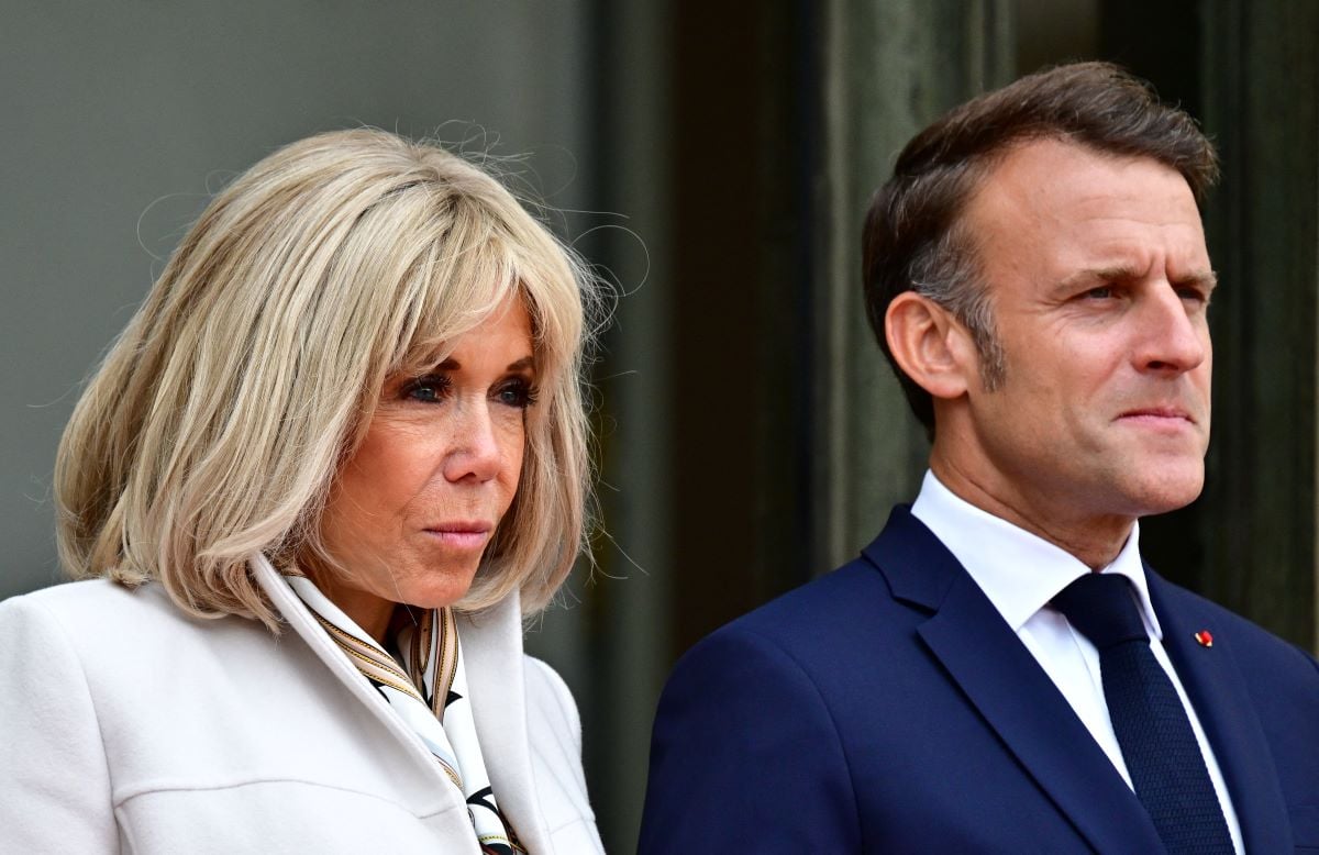 Brigitte et Emmanuel Macron, “quelque chose à cacher” ? Ça part totalement en vrille aux USA