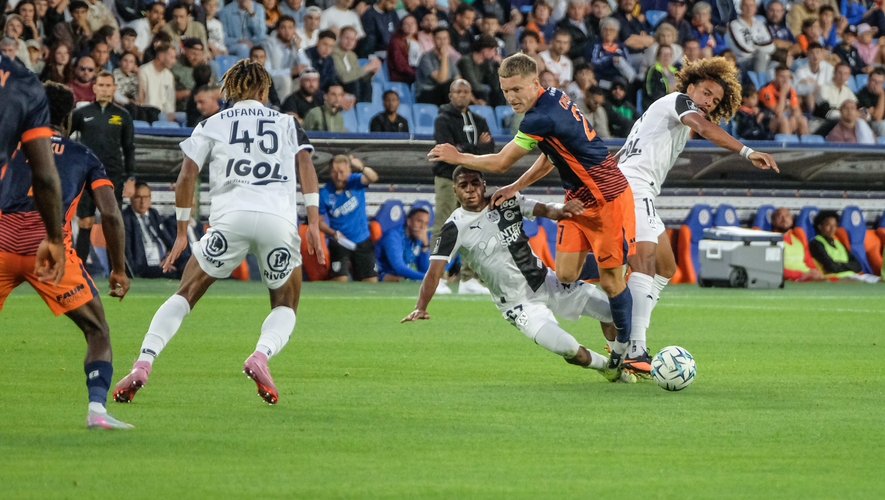 REPLAY. MHSC – Amiens : malgré un magnifique coup franc de Savanier, Montpellier ne décroche que le point du match nul