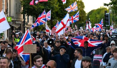Royaume-Uni: Manifestations devant des hôtels de demandeurs d’asile