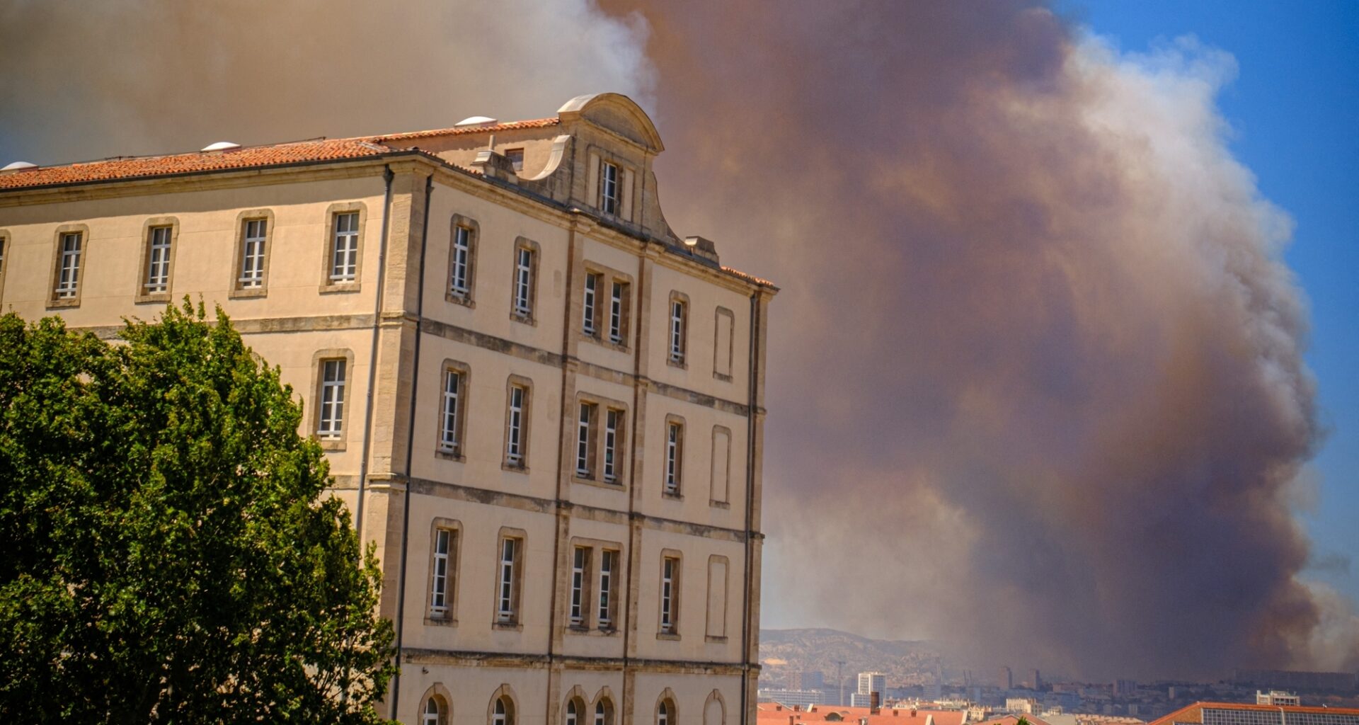 après l’incendie à Marseille, le département de nouveau menacé