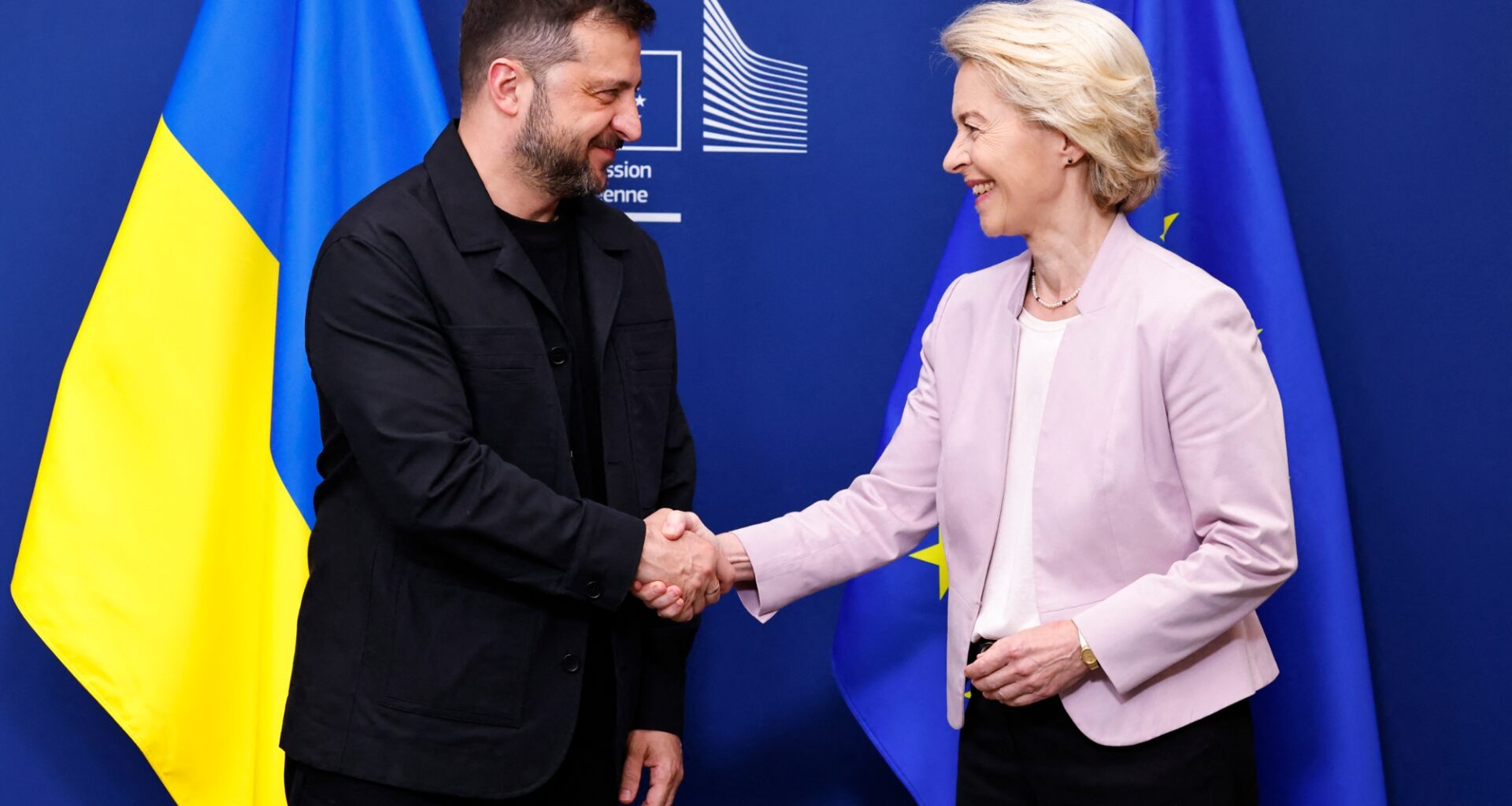 EN DIRECT - Guerre en Ukraine : pour Zelensky "il est impossible de donner des territoires" à la Russie