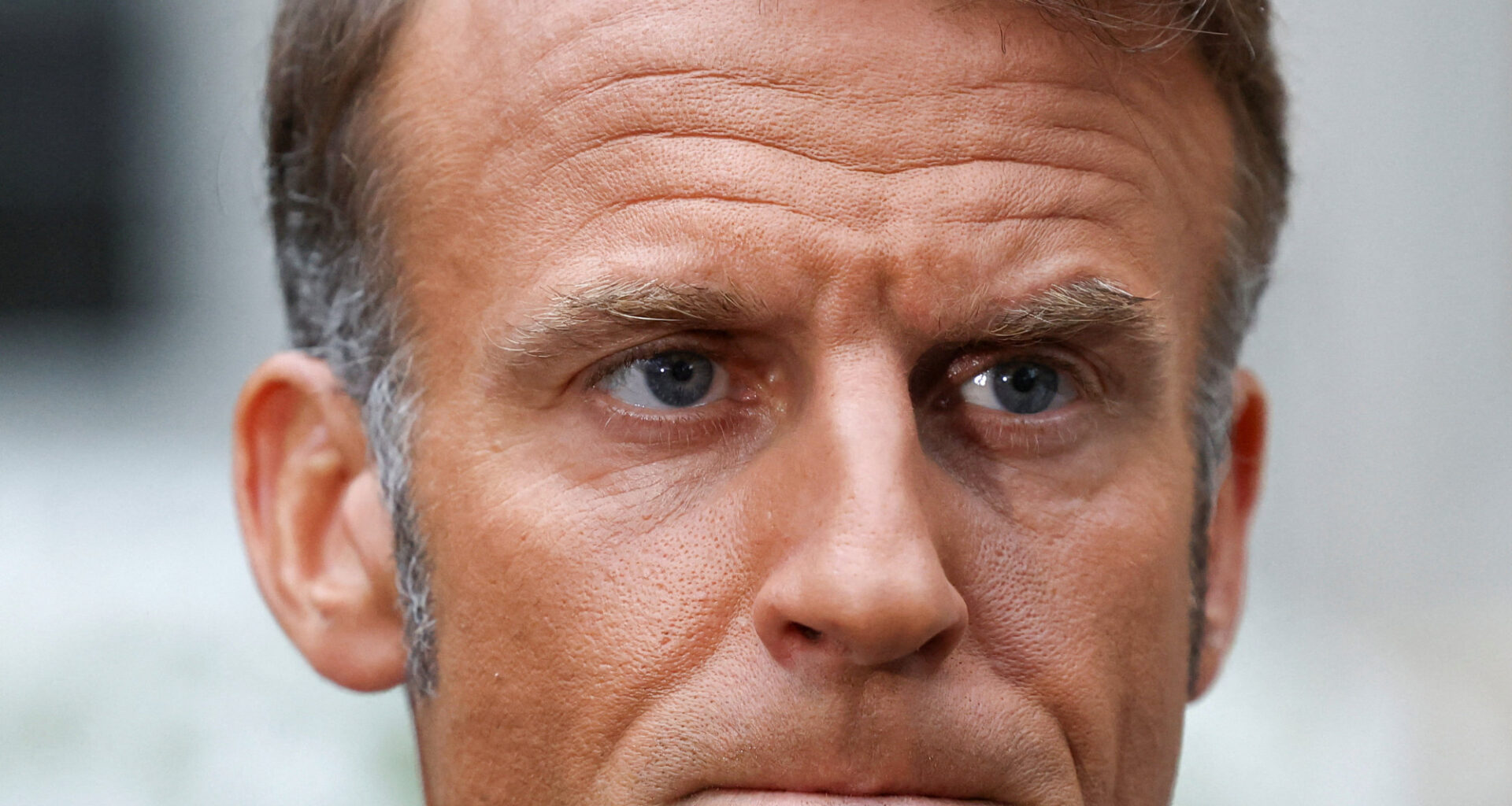 Emmanuel Macron exhorte les Européens à rester vigilants face à la menace russe