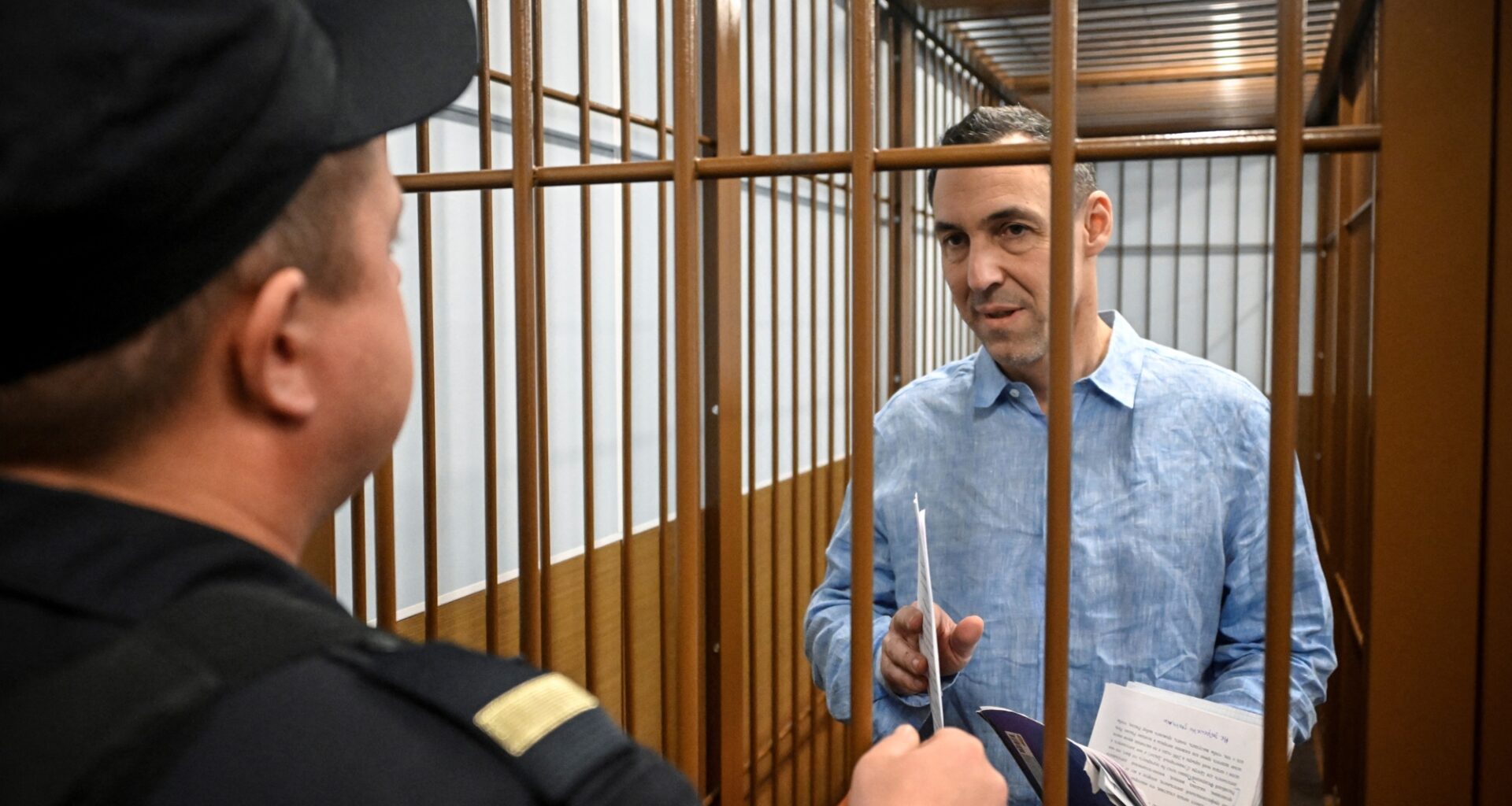 Emprisonné en Russie, le Français Laurent Vinatier visé par une nouvelle enquête pour espionnage