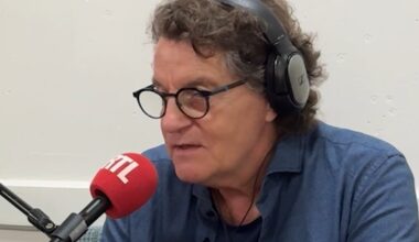 Francis Cabrel évoque sur RTL le roman qu'il a commencé à écrire