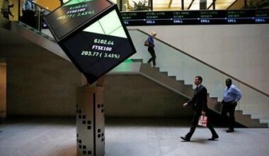 Le FTSE 100 attendu en légère hausse avant les données économiques américaines et britanniques