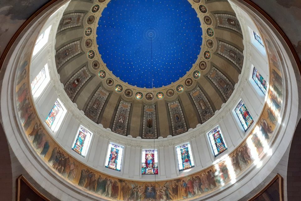 Le tambour et le dôme de l'église de Notre-Dame-de-Bon-Port ont été restaurés.