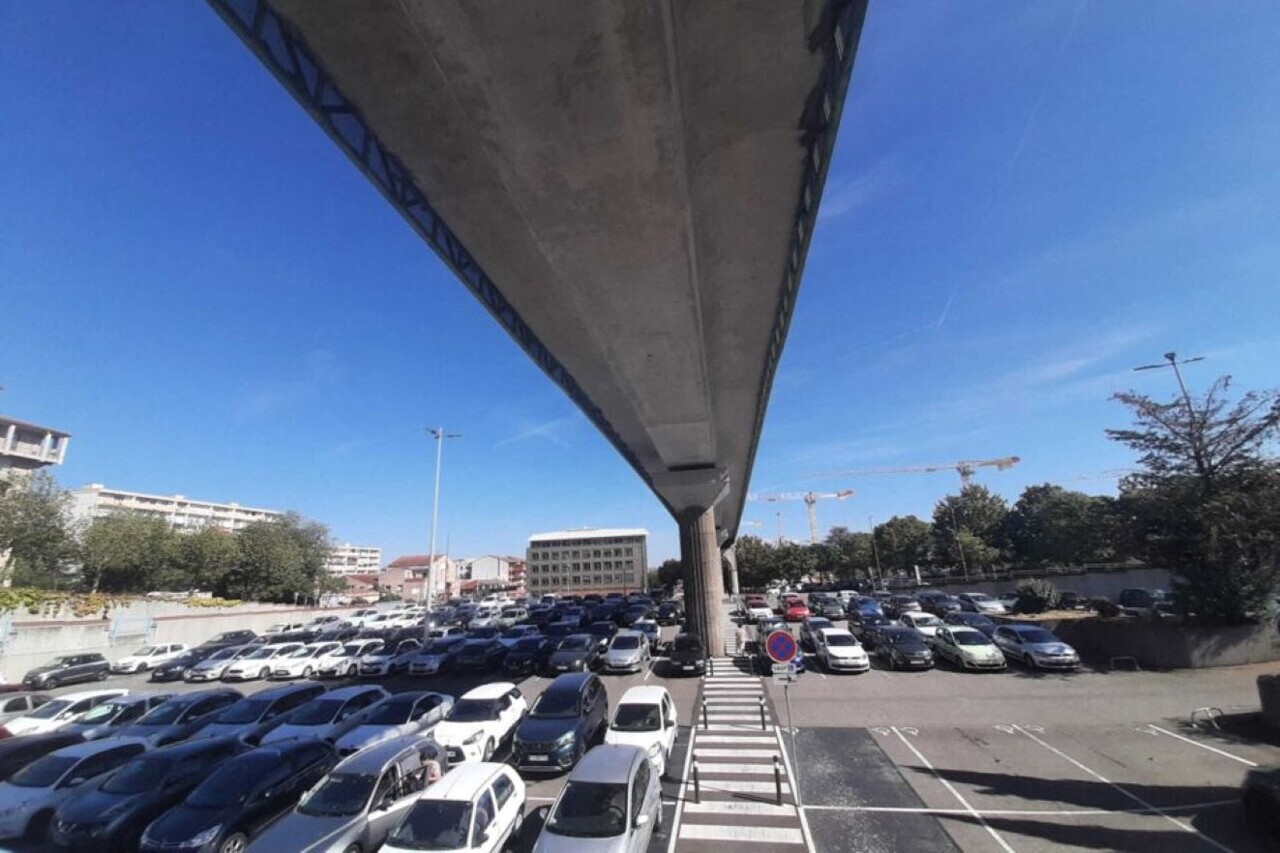 Avec la fermeture définitive de ce parking en pleine ville, un nouveau basculement de Toulouse s'opère