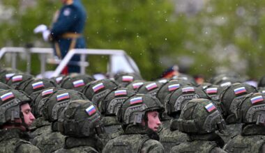 Guerre en Ukraine : la Russie a massé « jusqu'à 100 000 » soldats près d'une ville clé de l'est du pays, alerte Zelensky - Sud Ouest