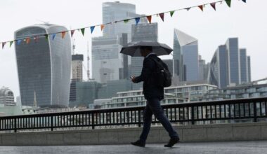 Croissance des salaires conforme aux attentes sur avril-juin