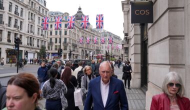 L'économie britannique était un peu plus importante que prévu fin 2023, selon l'ONS
