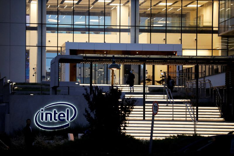 Marché : L'Etat américain prend 10% du capital d'Intel