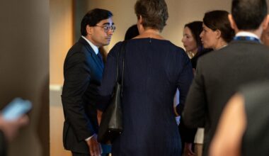 Royaume-Uni, France et Allemagne pressent l'Iran d'accepter un accord pour retarder les sanctions de l'ONU
