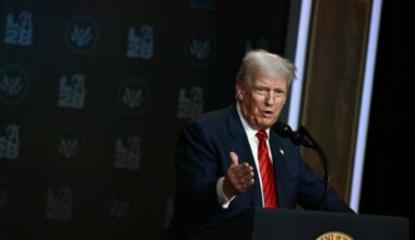 Trump fait passer à 50% les droits de douane pour l'Inde, avant une hausse générale : Actualités