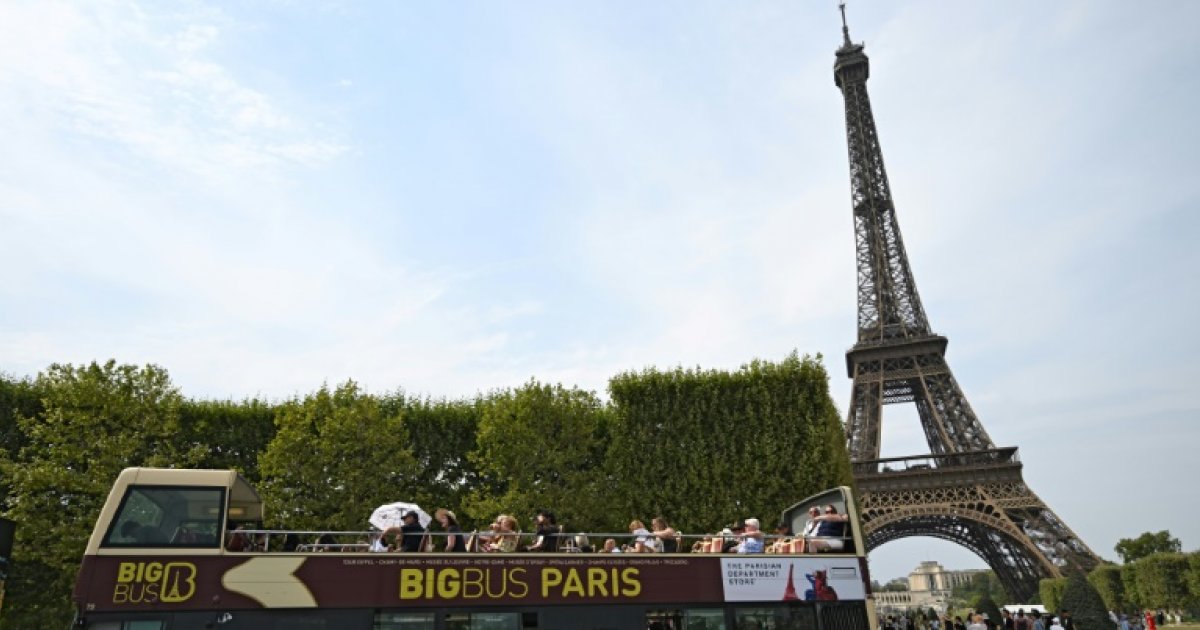 "Une invasion": face au surtourisme, Paris veut moins de cars : Actualités
