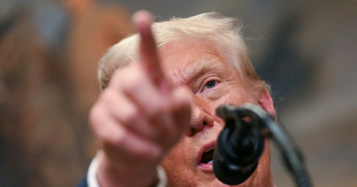 Trump met à jour ses surtaxes, le Canada et la Suisse durement touchés : Actualités