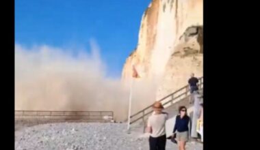 "On avait l'impression d'être tout droit sorti d'un film de catastrophe", un pan de falaise se décroche en Seine-Maritime : Actualités