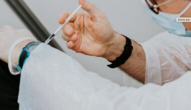 Grippe : la vaccination des personnels soignants doit-elle être rendue obligatoire ? : Actualités