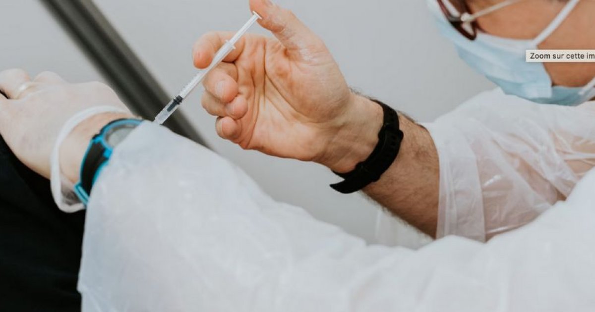 Grippe : la vaccination des personnels soignants doit-elle être rendue obligatoire ? : Actualités