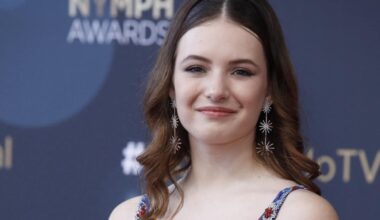 "Je suis très heureuse" : Elsa Bois dit tout de sa relation avec Florent Manaudou et ses débuts dans "Ici tout commence"