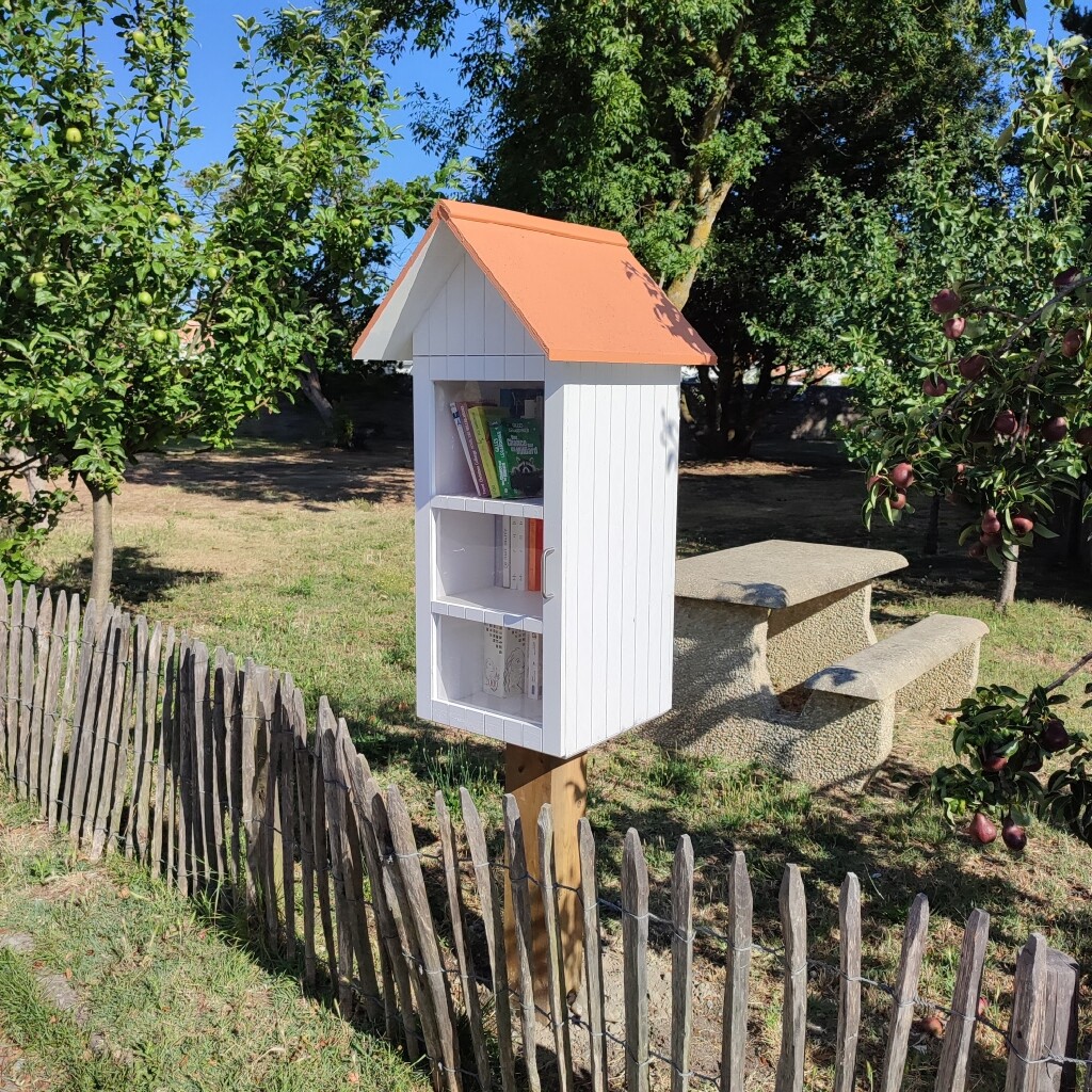 Sur l'île de Noirmoutier, de nombreuses boîtes à livres ont été installées
