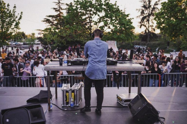 Le collectid Wyld fait son festival au Port de l'Embouchure. 