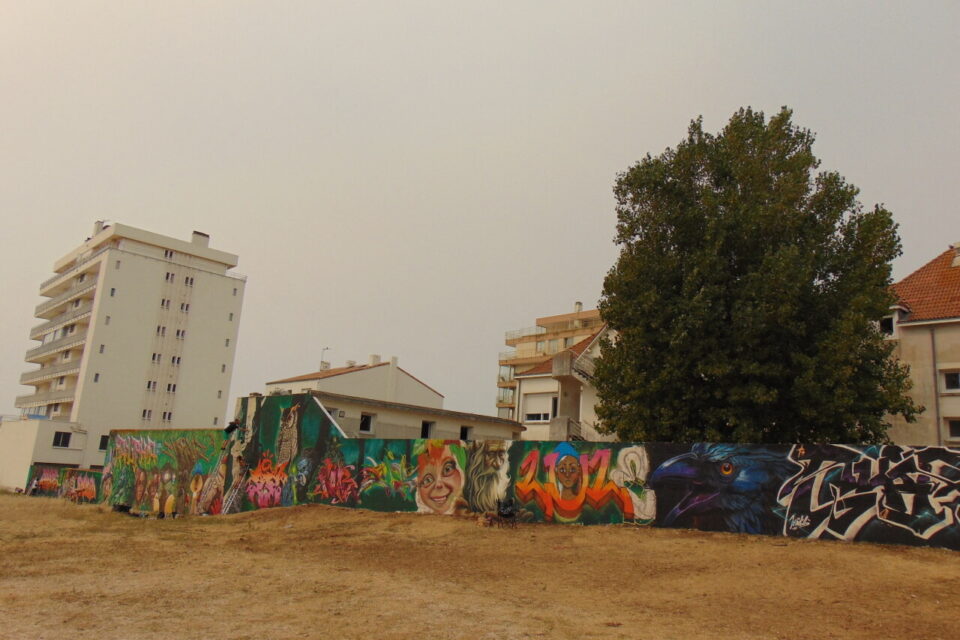 La fresque originale, un bandeau d'une centaine de mètres, haute de trois à six mètres