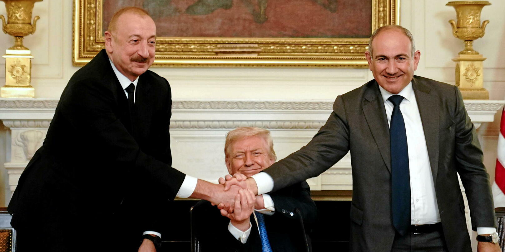 que dit l’accord de paix entre l’Azerbaïdjan et l’Arménie, signé sous la pression de Donald Trump ?