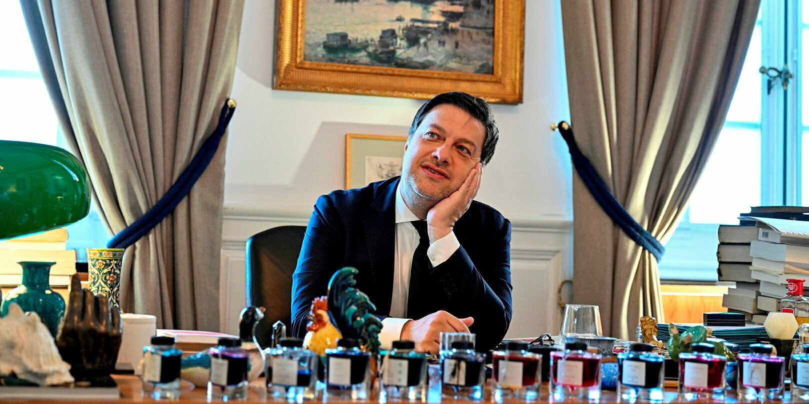 « Il a très bien joué avec Macron » : à Marseille, l'énigme Benoît Payan