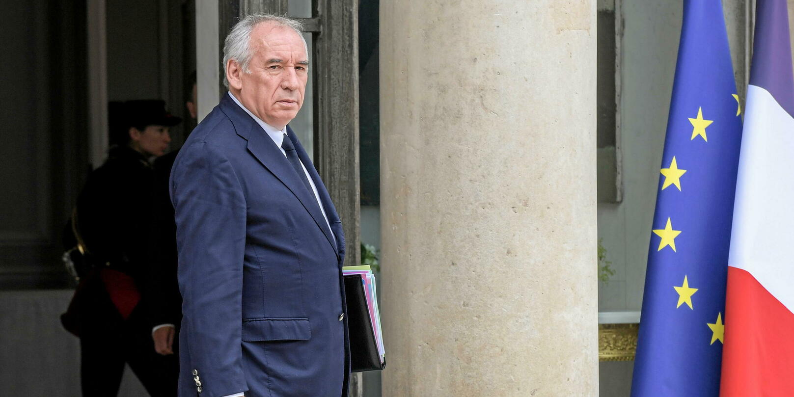pourquoi Bayrou invoque la débâcle de Liz Truss au Royaume-Uni