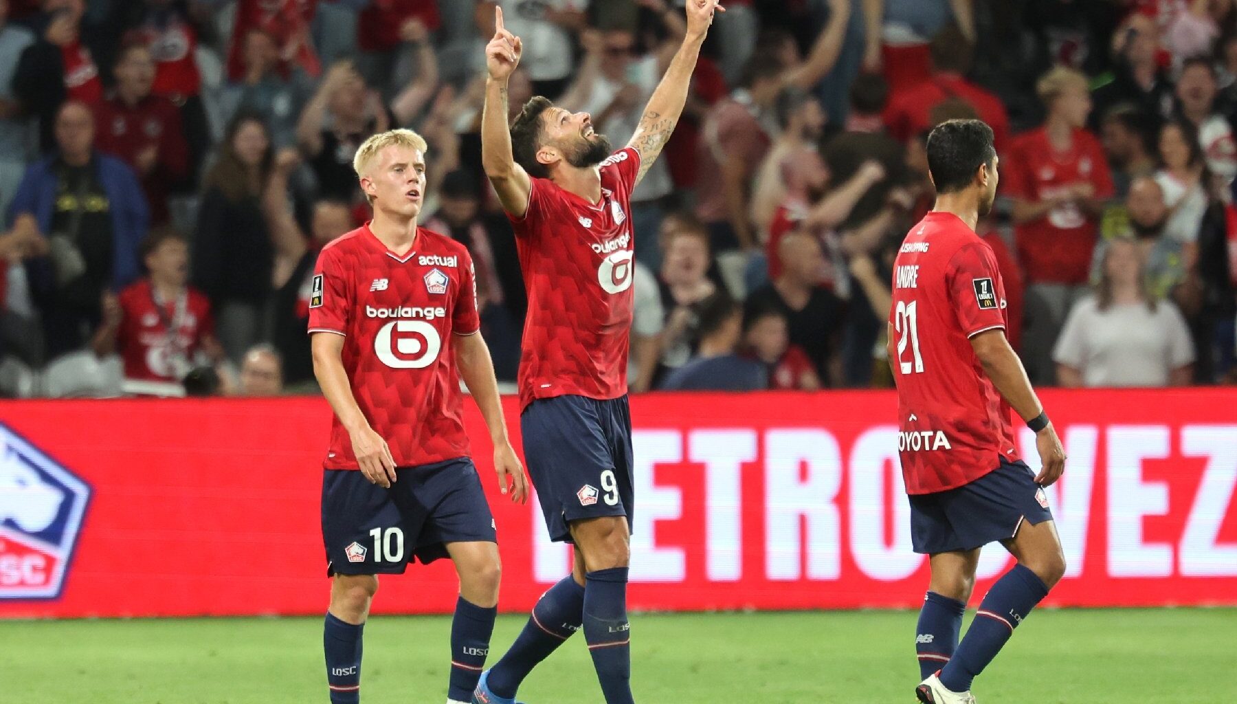 Giroud croque Monaco sur le gong, Rennes implose