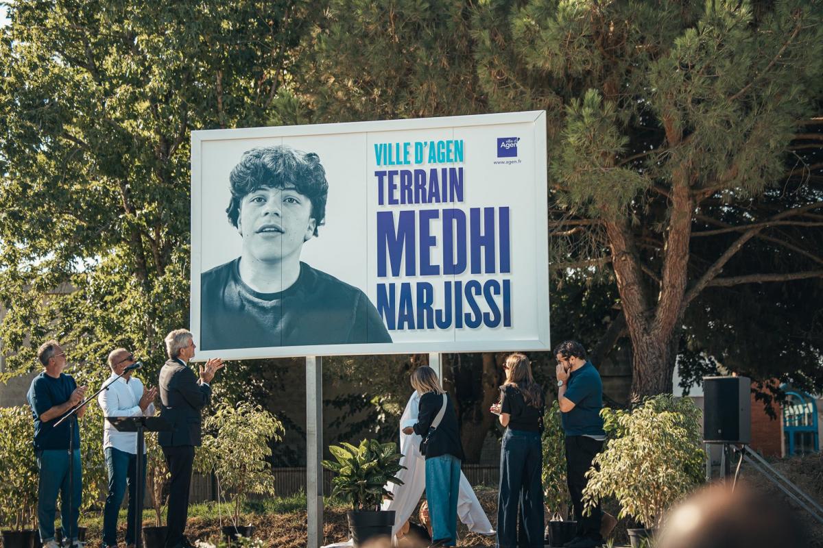 Un terrain du centre d'entraînement d'Agen renommé en hommage à Medhi Narjissi - L'Équipe