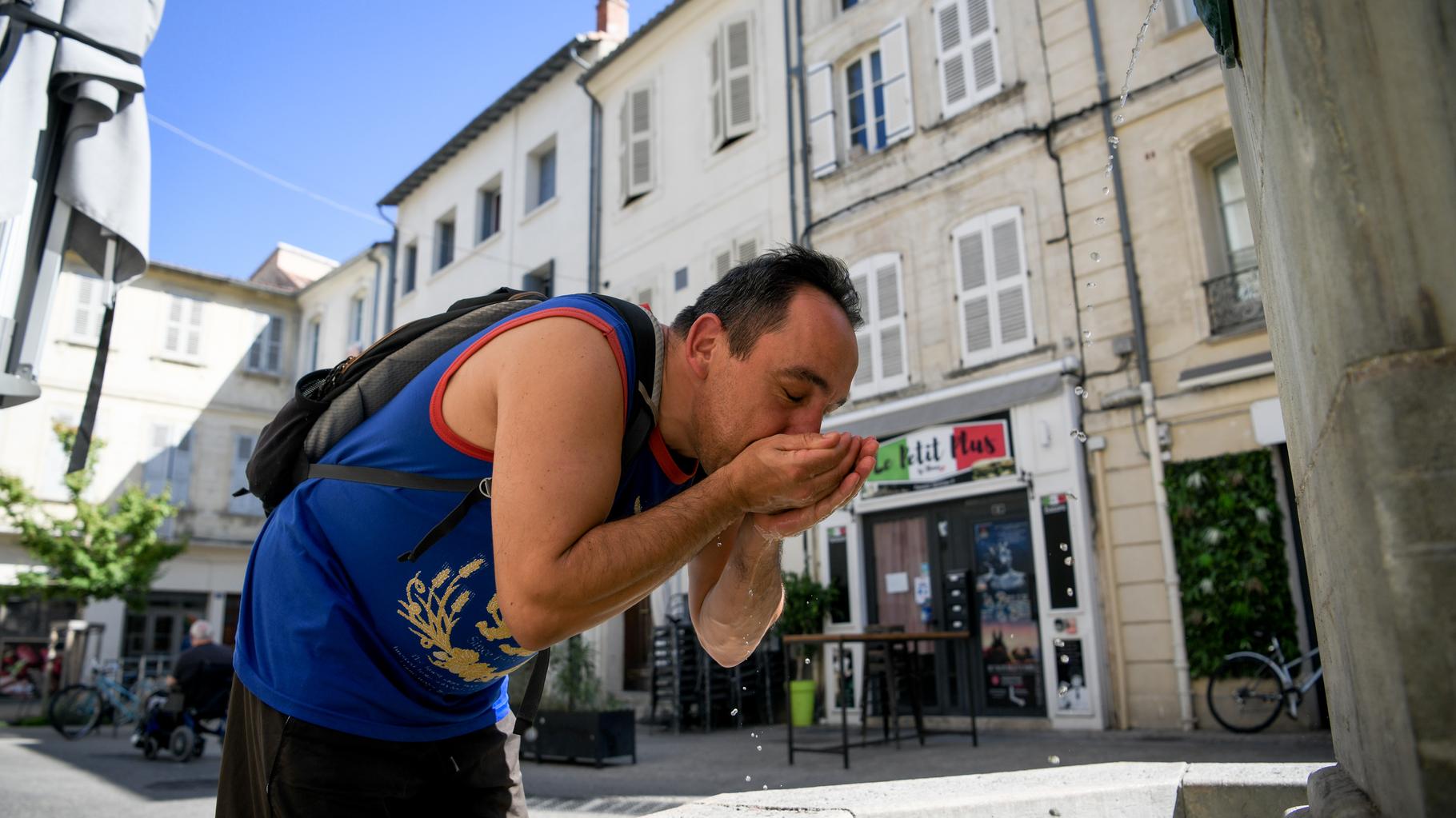 tout ce qu’implique ce niveau d’alerte maximale déclenché dans 12 départements ce lundi