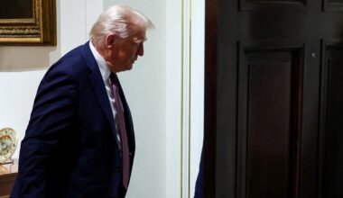 Aux États-Unis, une juge bloque la procédure accélérée d'expulsions de migrants de Trump