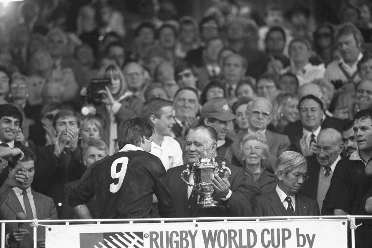 la menace d'un circuit privé qui a accéléré la professionnalisation du rugby