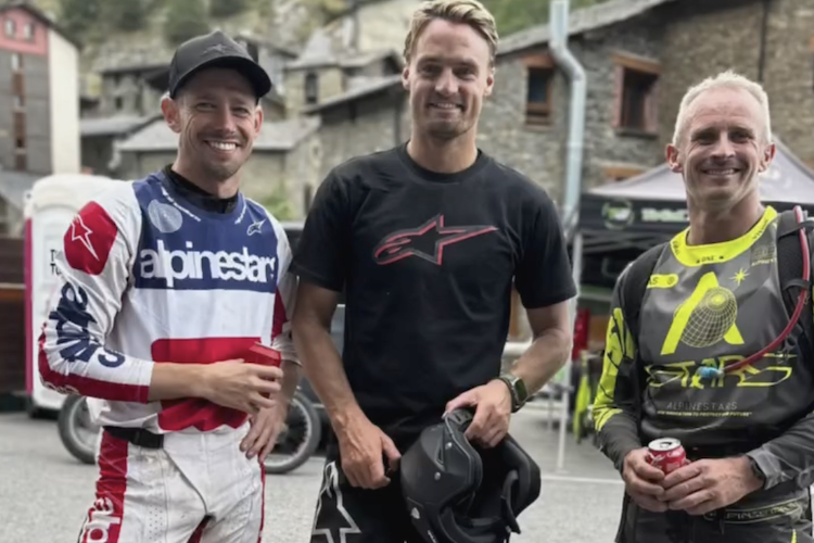 Casey Stoner avec Chaz Davies
