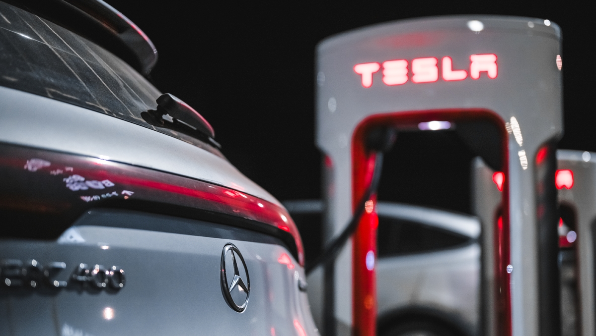 Virés par Elon Musk, ils lancent un réseau de recharge européen bien plus malin que Tesla