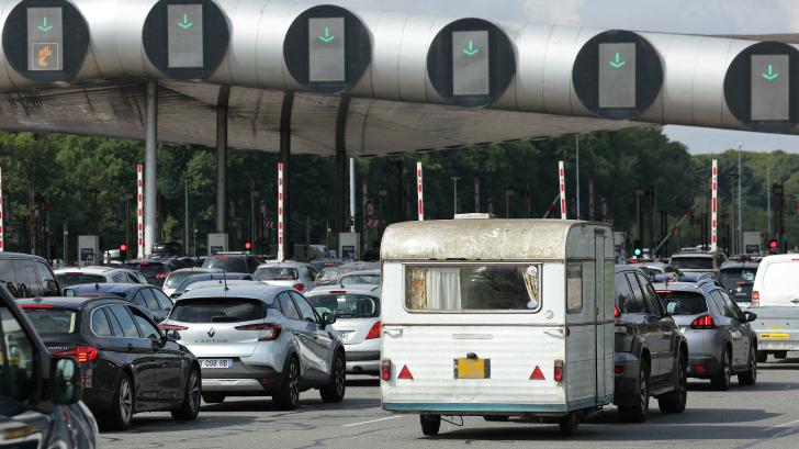 Le préfet de la Haute-Loire est critiqué pour être allé en vacances en Italie avec sa voiture de fonction. Yvan Cordier a « reconnu » les faits ce jeudi 28 août.